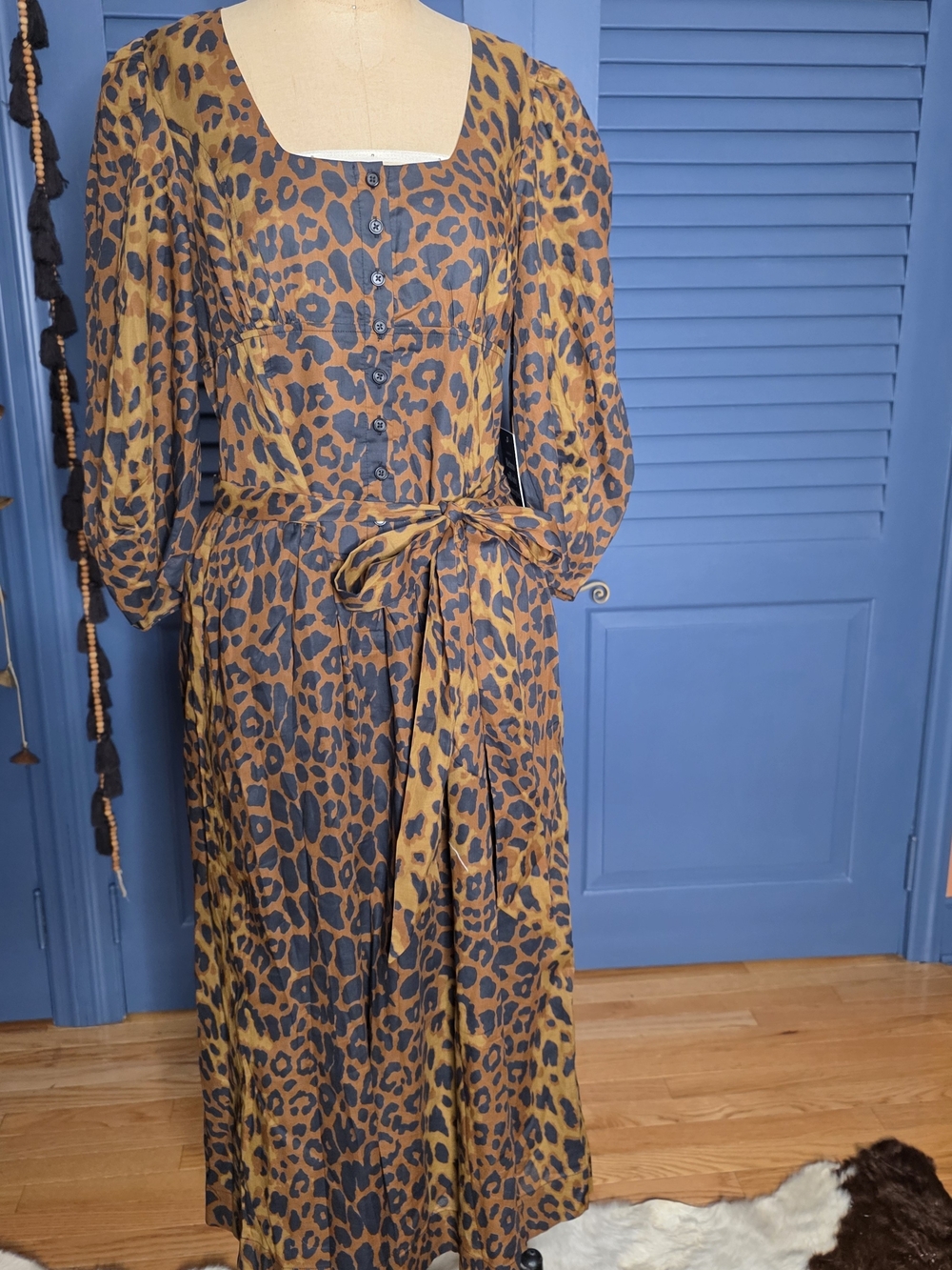 NWT Tuckernuck Leopard Graciela Midi Dress Size 8
